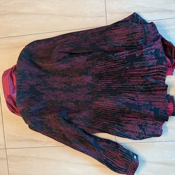 Regal Burgundy Blazer by Lindi - Picture 10 of 16